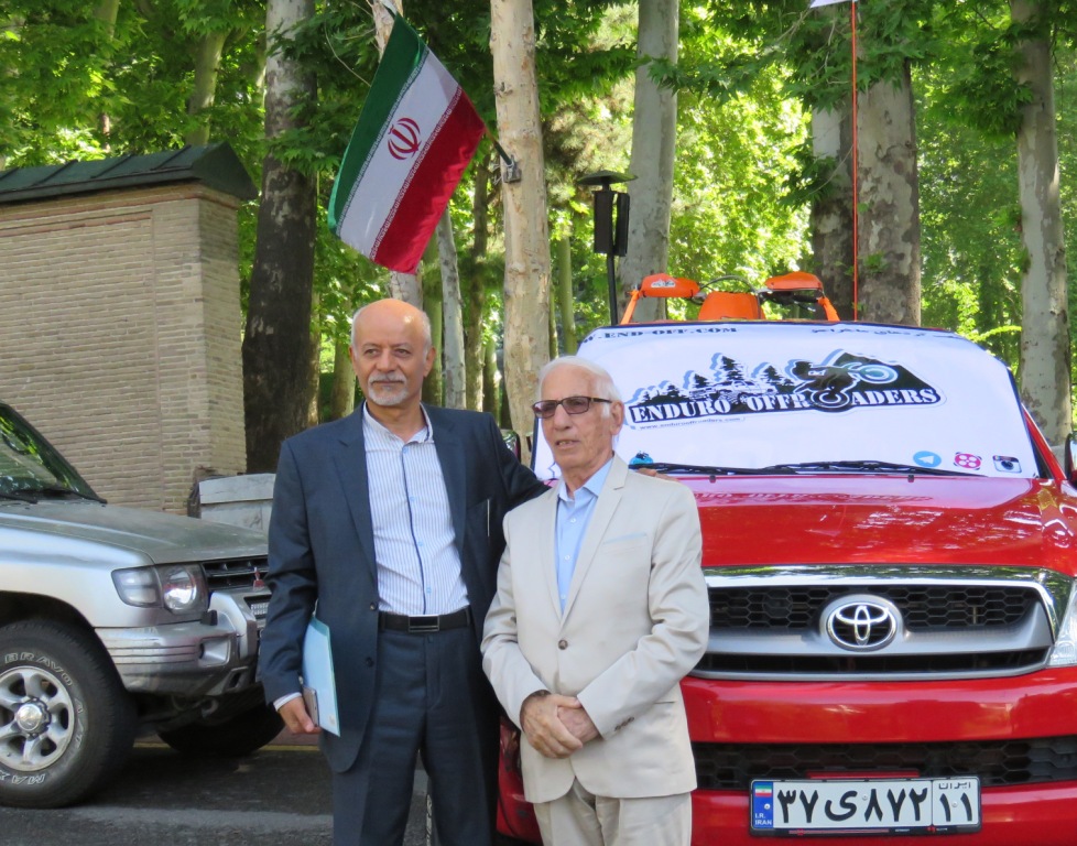 روز جهانی موزه و تجلیل از برادران امیدوار به عنوان پیشگامان جهانگردی در ایران